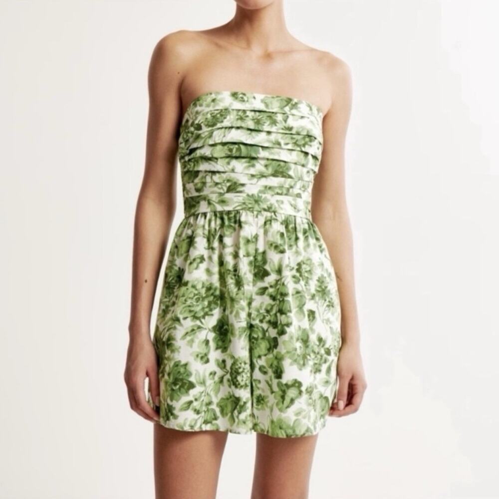Abercrombie & Fitch Green and White Strapless Floral Romper - Picture 2 of 10